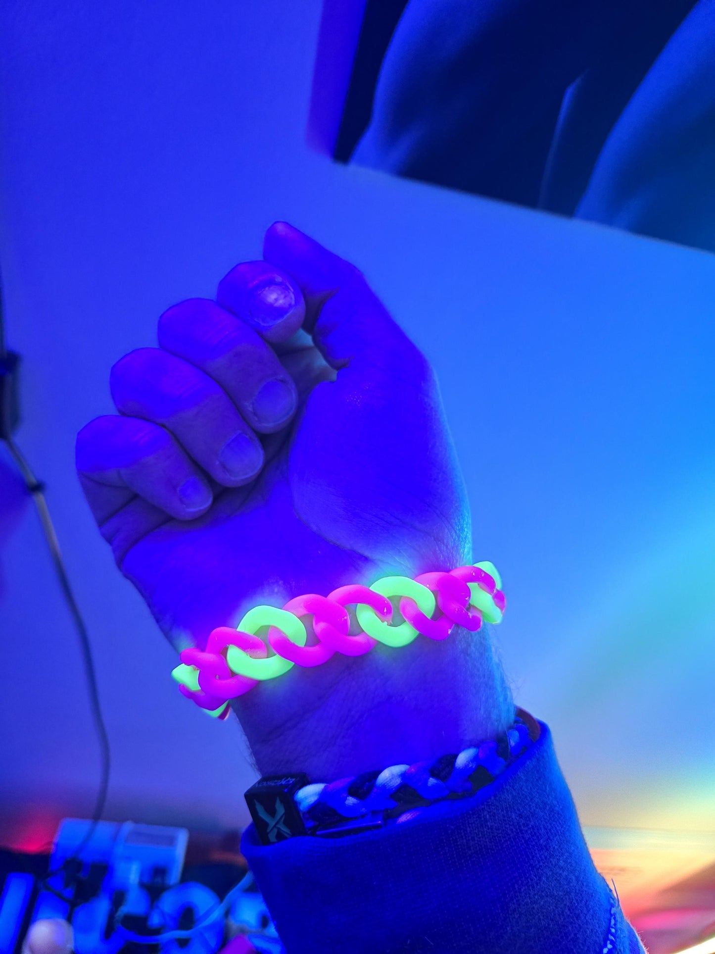 3D Printed Cuban Chain Bracelet – Colorful, Customizable, Durable & Stylish