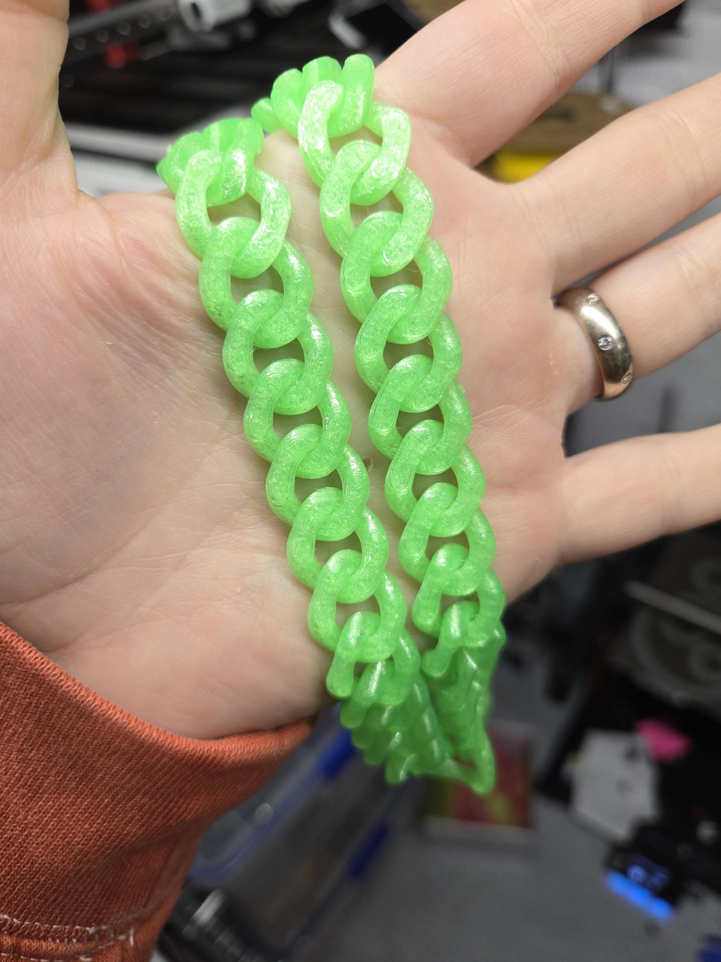 3D Printed Cuban Chain Necklace – Colorful, Customizable, Durable & Stylish