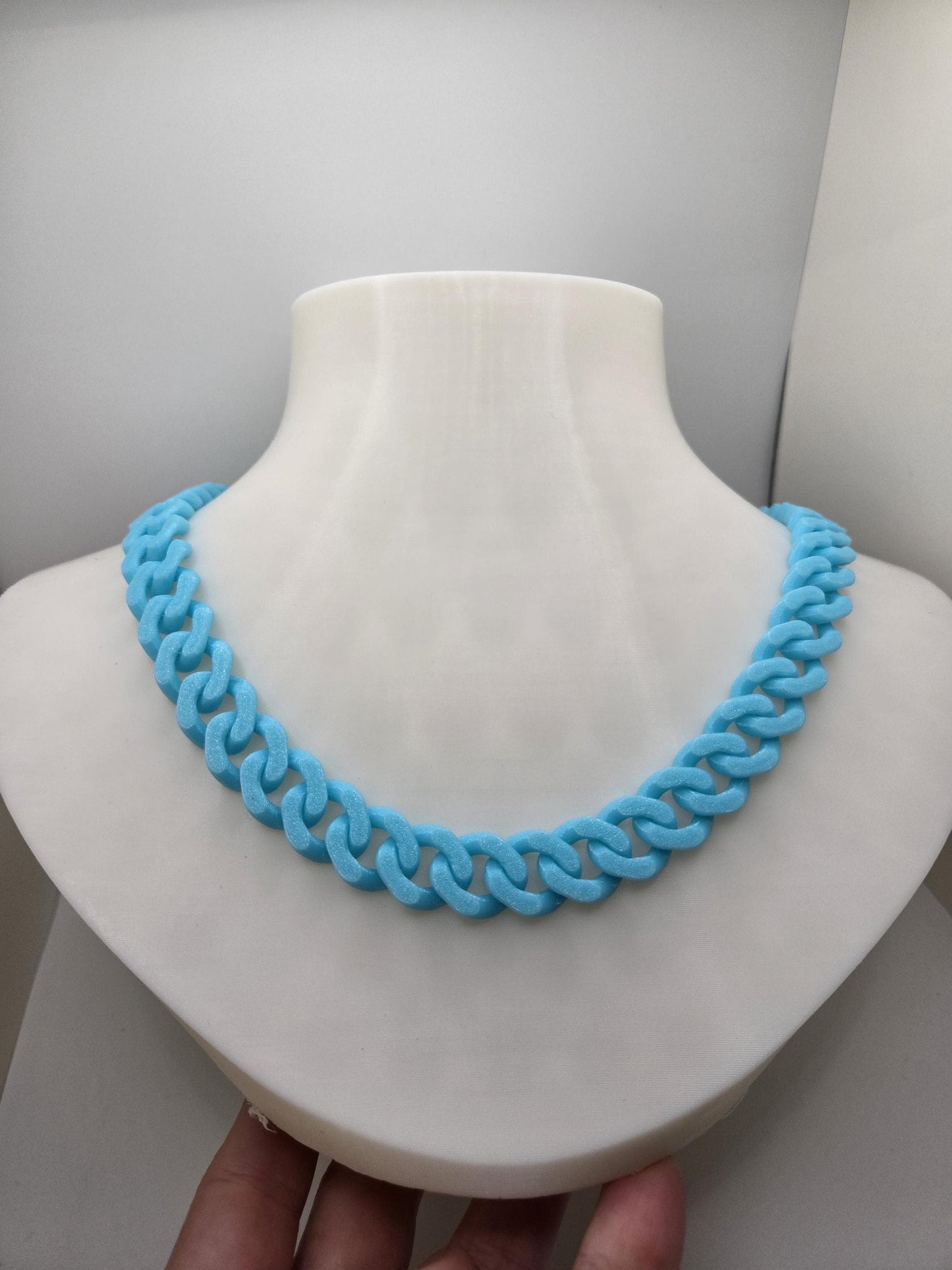 3D Printed Cuban Chain Necklace – Colorful, Customizable, Durable & Stylish
